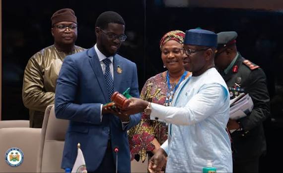 ECOWAS Leadership Transition: Bio Hands Over to Faye